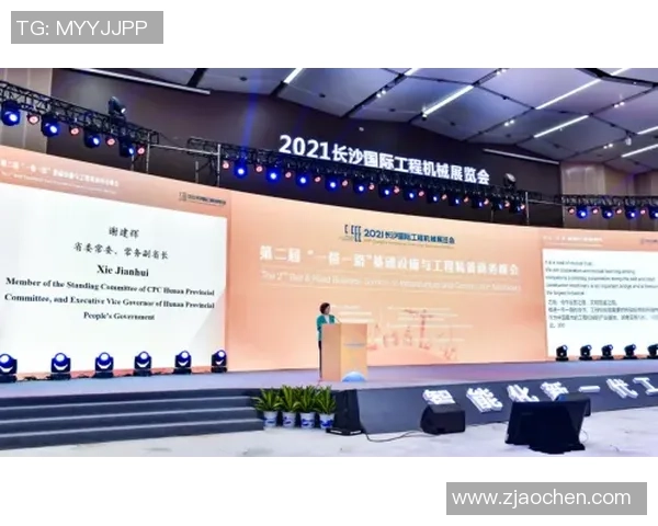 深圳攀岩队与上海攀岩队赛后复盘团队协作的成功与挑战分析 深圳攀岩队与上海攀岩队赛后复盘团队协作的成功与挑战分析