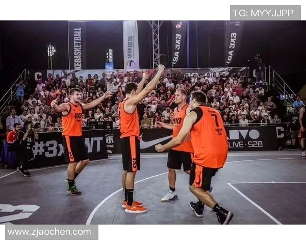 重庆篮球队在大师赛中的实力展现与战术分析全景评述 重庆篮球队在大师赛中的实力展现与战术分析全景评述